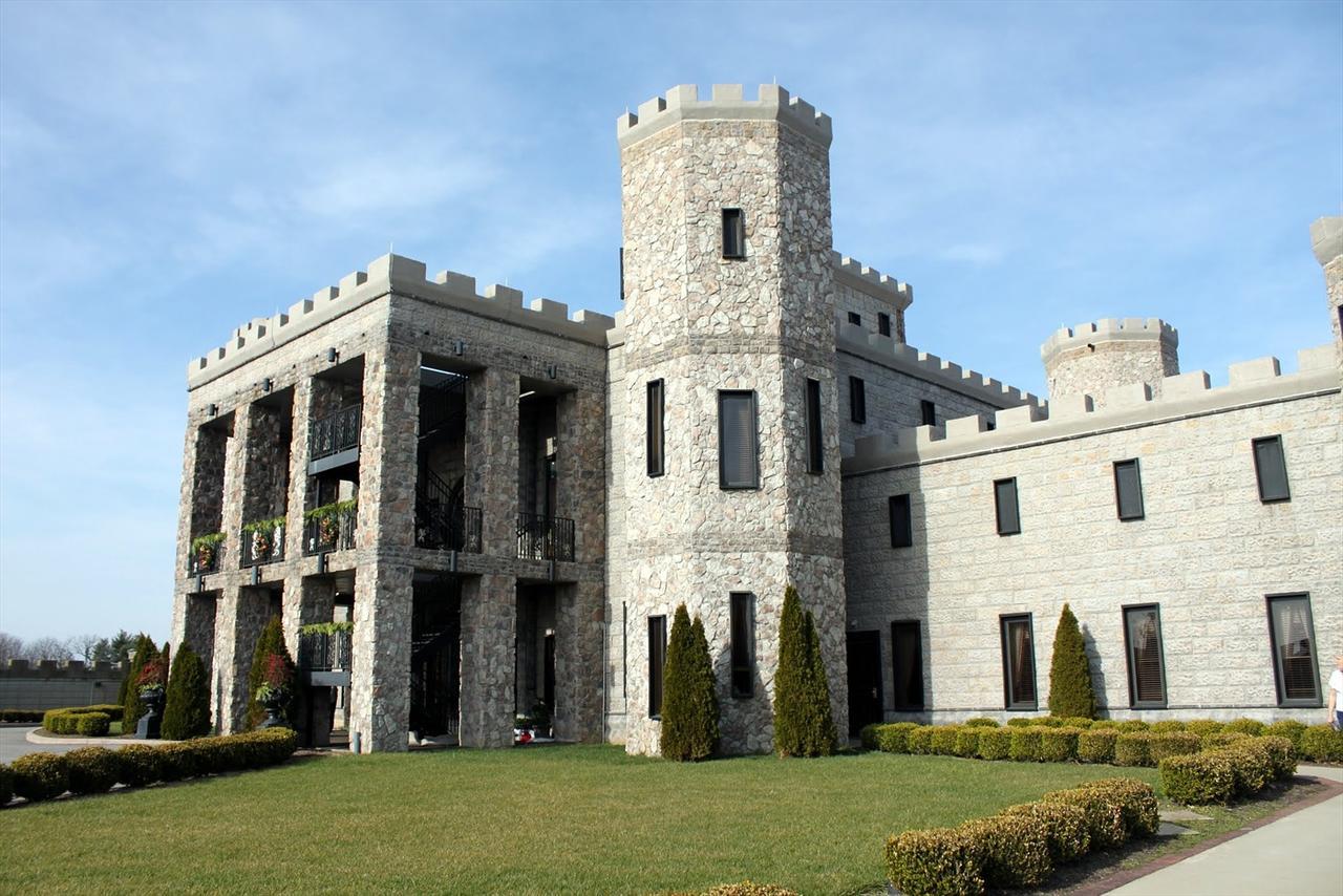 מלון Versailles Kentucky Castle מראה חיצוני תמונה
