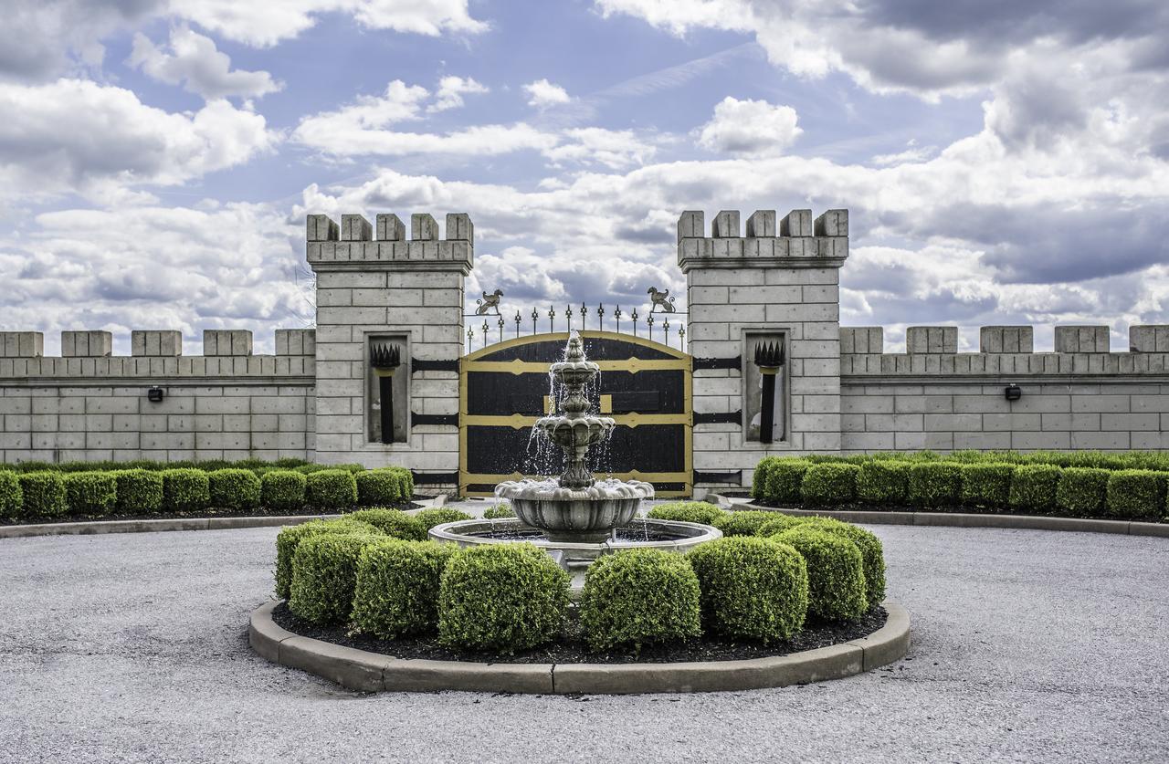 מלון Versailles Kentucky Castle מראה חיצוני תמונה
