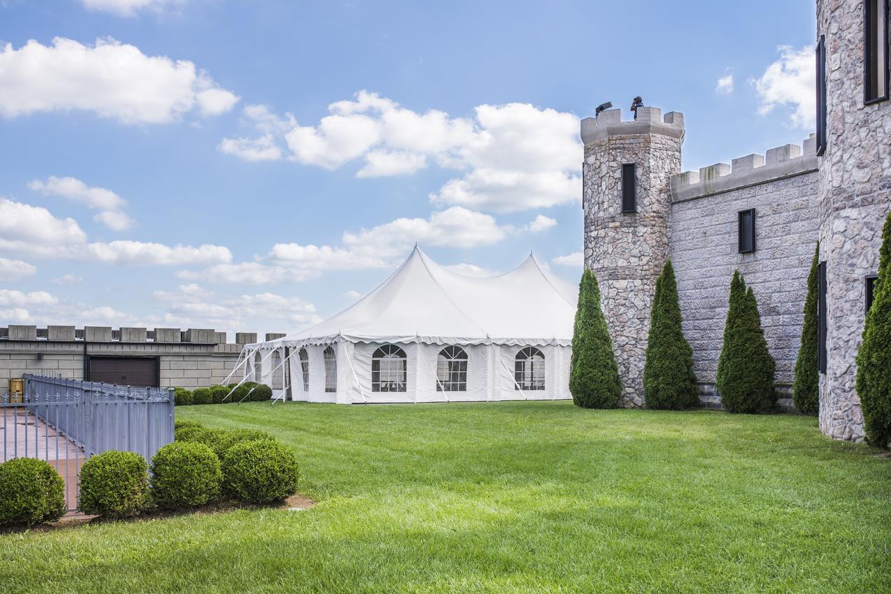 מלון Versailles Kentucky Castle מראה חיצוני תמונה